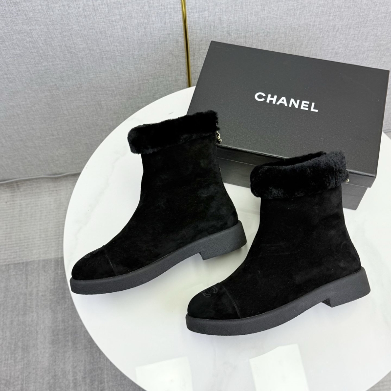Ch**el boots